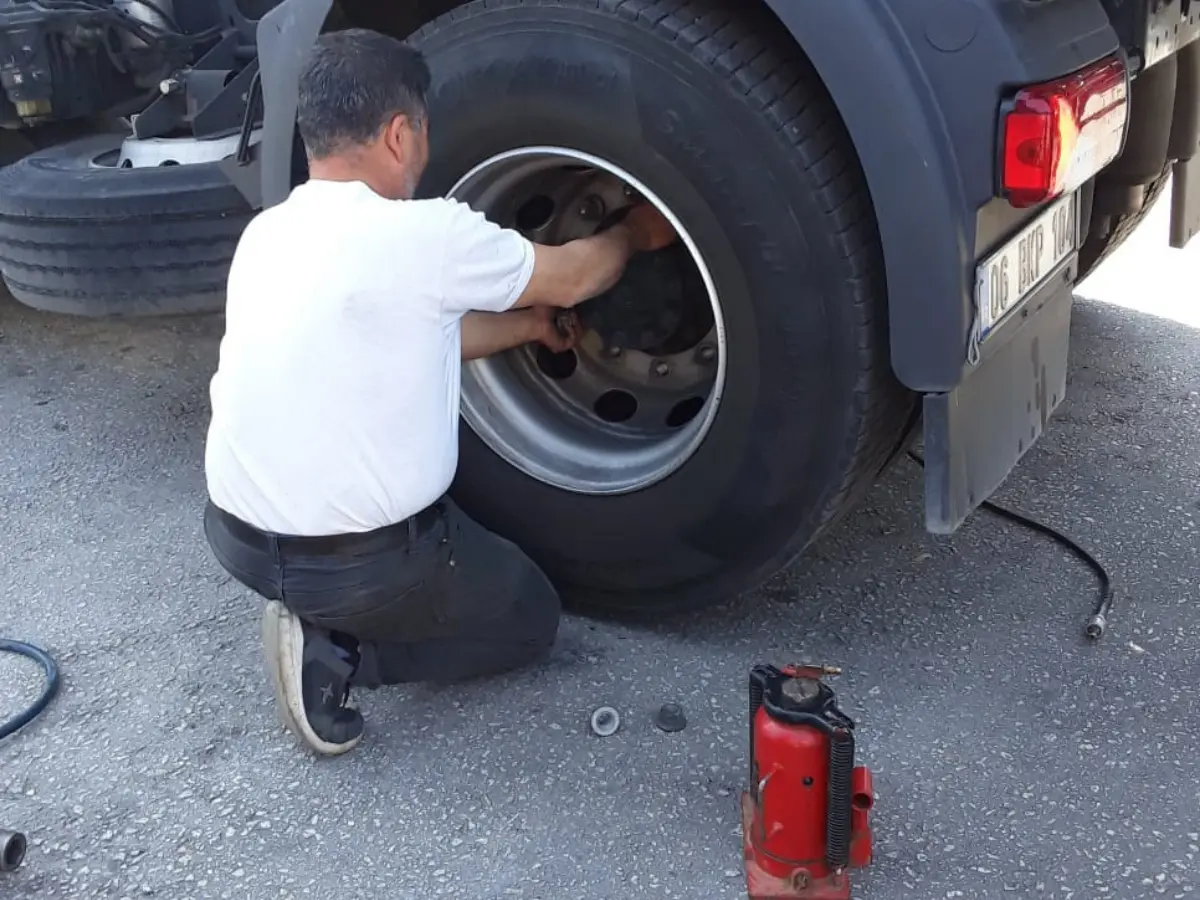 Bayramiç Oto Lastikçi